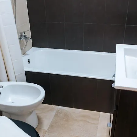 Almirante Reis Downtown Flat E