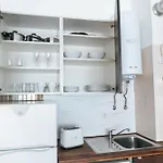 Almirante Reis Downtown Flat E Appartement
