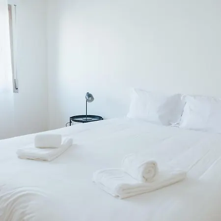 Almirante Reis Downtown Flat E