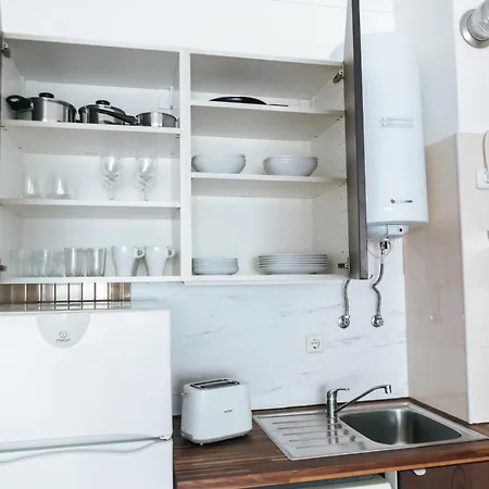 Almirante Reis Downtown Flat E شقة